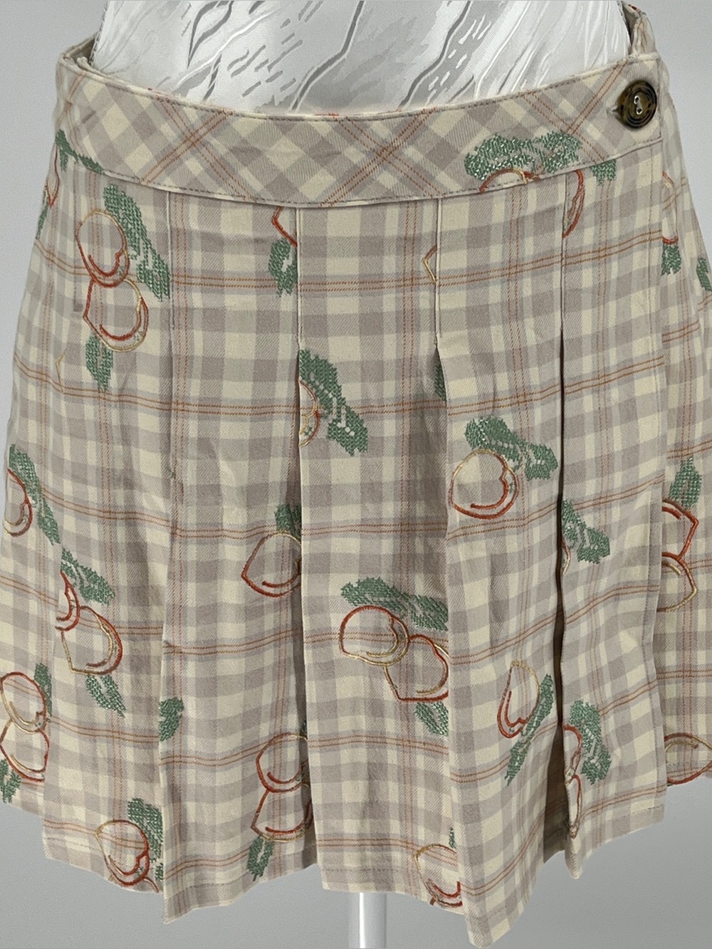 Urban Outfitters Sz M Pleated Beige Plaid Peach Embroidered Mini Wrap Skirt